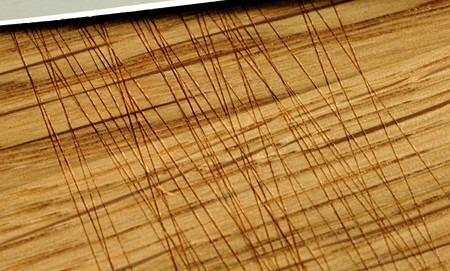 Corte transversal aos veios da madeira - antes do GIF White Oil